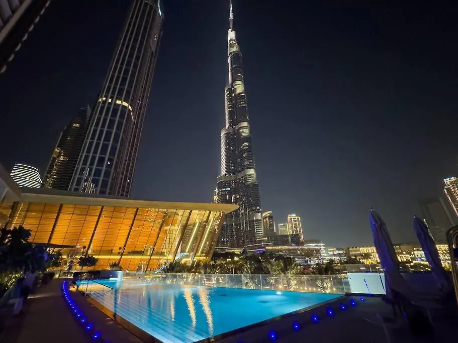 4Min To Dubai Mall - Pool Access - King Bed 0*,  United Arab Emirates