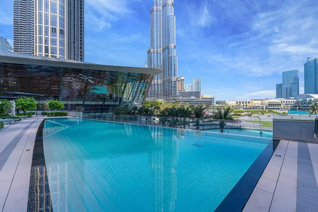 4Min To Dubai Mall - Pool Access - King Bed